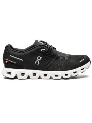 On Running Cloud 5 Black sneakers