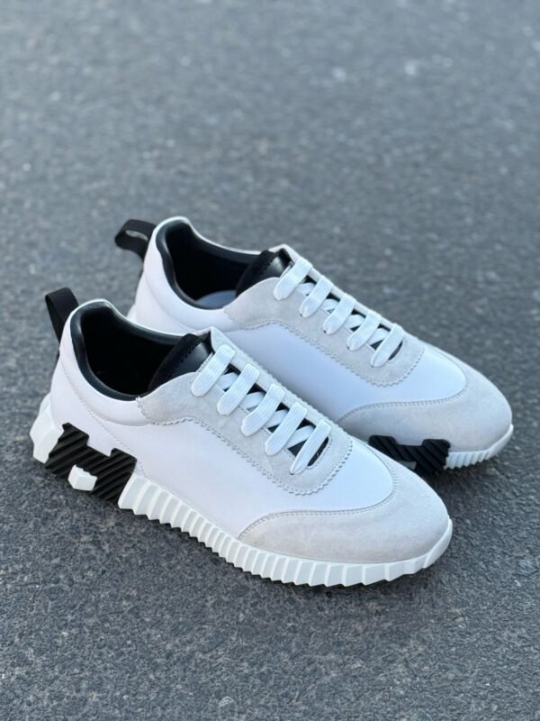 87d5044b-51a4-4f2c-8284-2543d80069da Hermes men bouncing sneaker