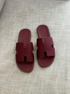 9b1e5427-5f52-4cec-9905-357aae0e2753 Hermes men slippers