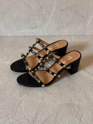 PHOTO-2025-05-24-10-50-45 Valentino heels