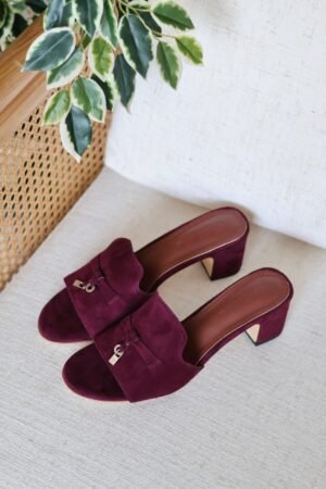 PHOTO-2025-06-24-18-41-34 Loro Piana sandals