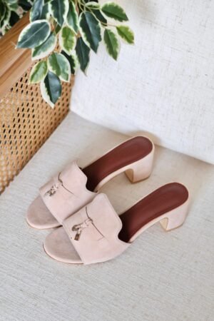 PHOTO-2025-06-24-18-41-35 Loro Piana sandals
