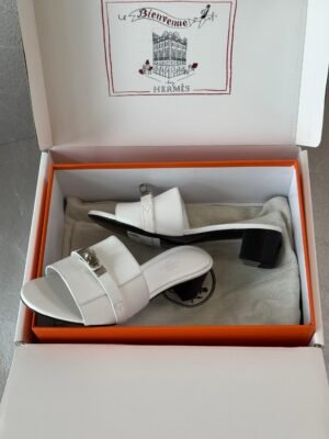 PHOTO-2025-07-17-13-40-23 Herems Gigi 50 sandal