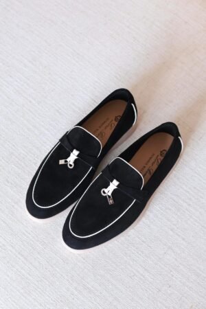 PHOTO-2025-07-24-18-00-02 Loro Piana charm walk