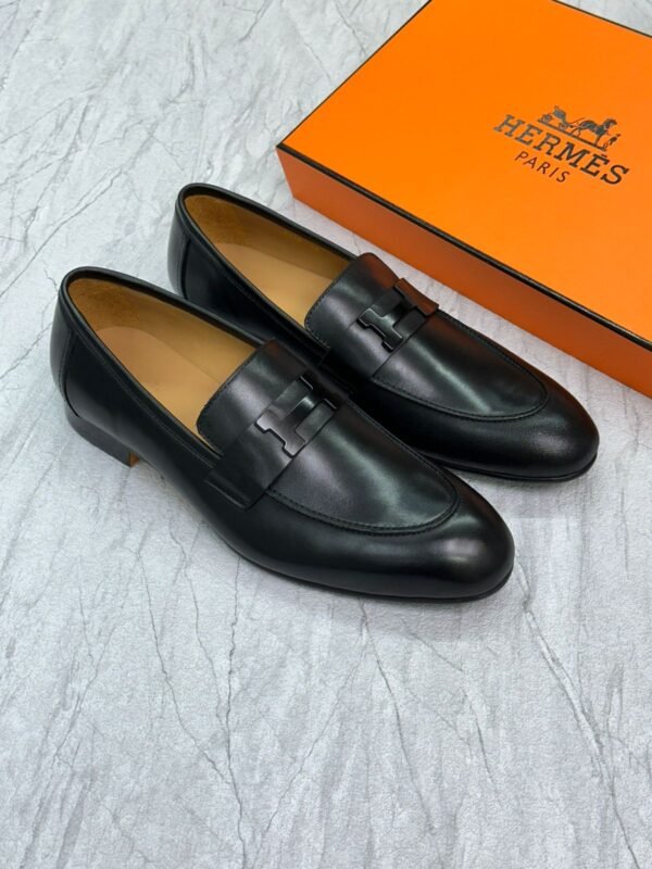 PHOTO-2025-07-30-18-16-20 Hermes Sneakers