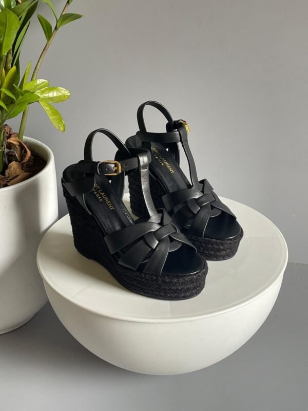 Yves Saint Laurent Heels