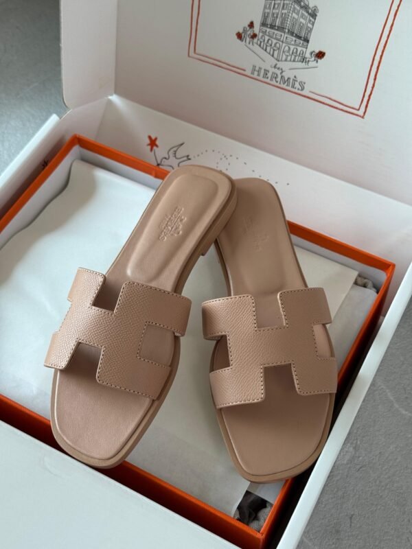 PHOTO-2025-08-18-12-36-47 Herems Oran