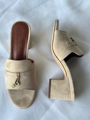 PHOTO-2025-08-30-17-36-48 Loro Piana Heels