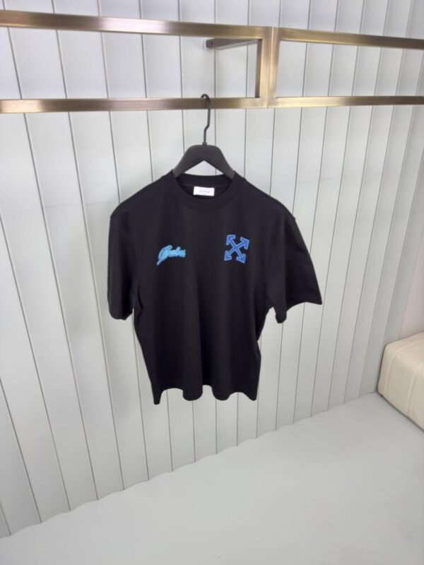 Off-White T_shirt