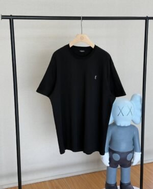 Yves Saint Laurent T_Shirt