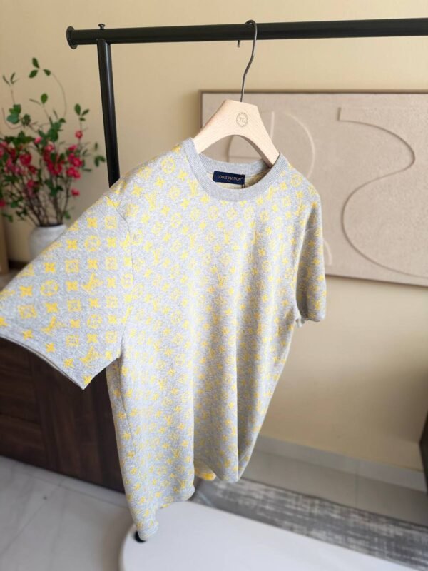 Louis Vuitton  T_shirt
