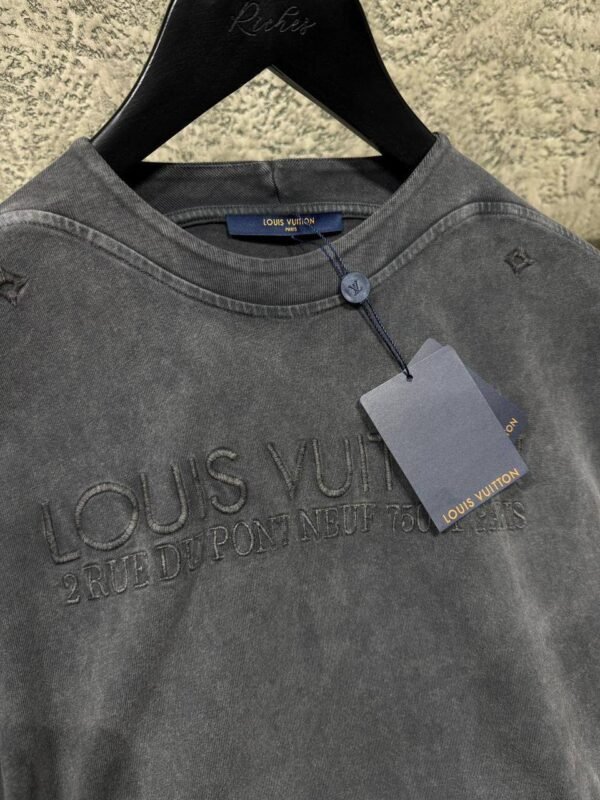 Louis Vuitton  T_shirt