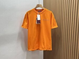 Gucci orange T_shirt