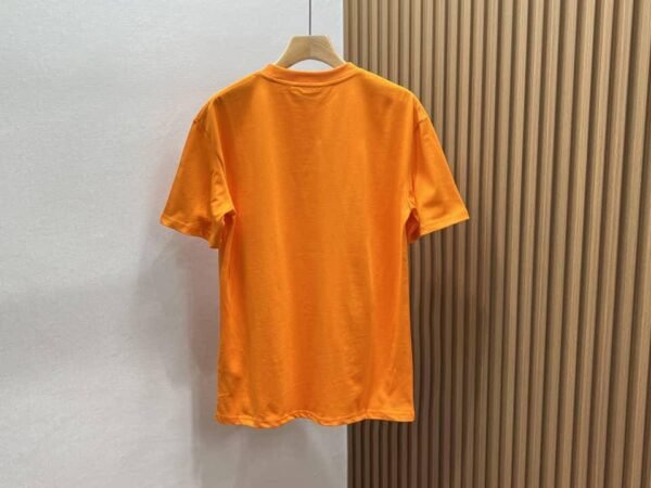 Gucci orange T_shirt