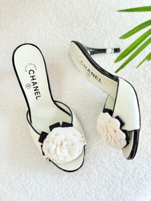 9ee14f20-6a13-4e02-9dc5-0619ea905a99 Chanel Camellia Heeled Mules