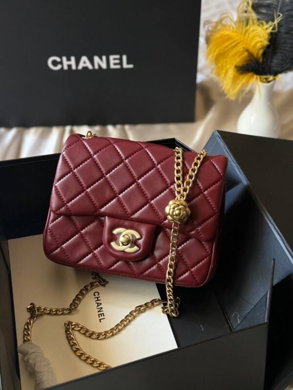 CHANEL